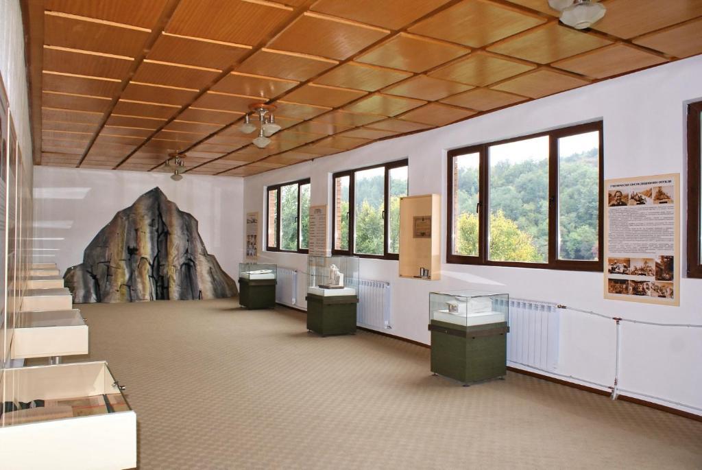 Tourist Center Momina Krepost Hotel Veliko Tarnovo Buitenkant foto